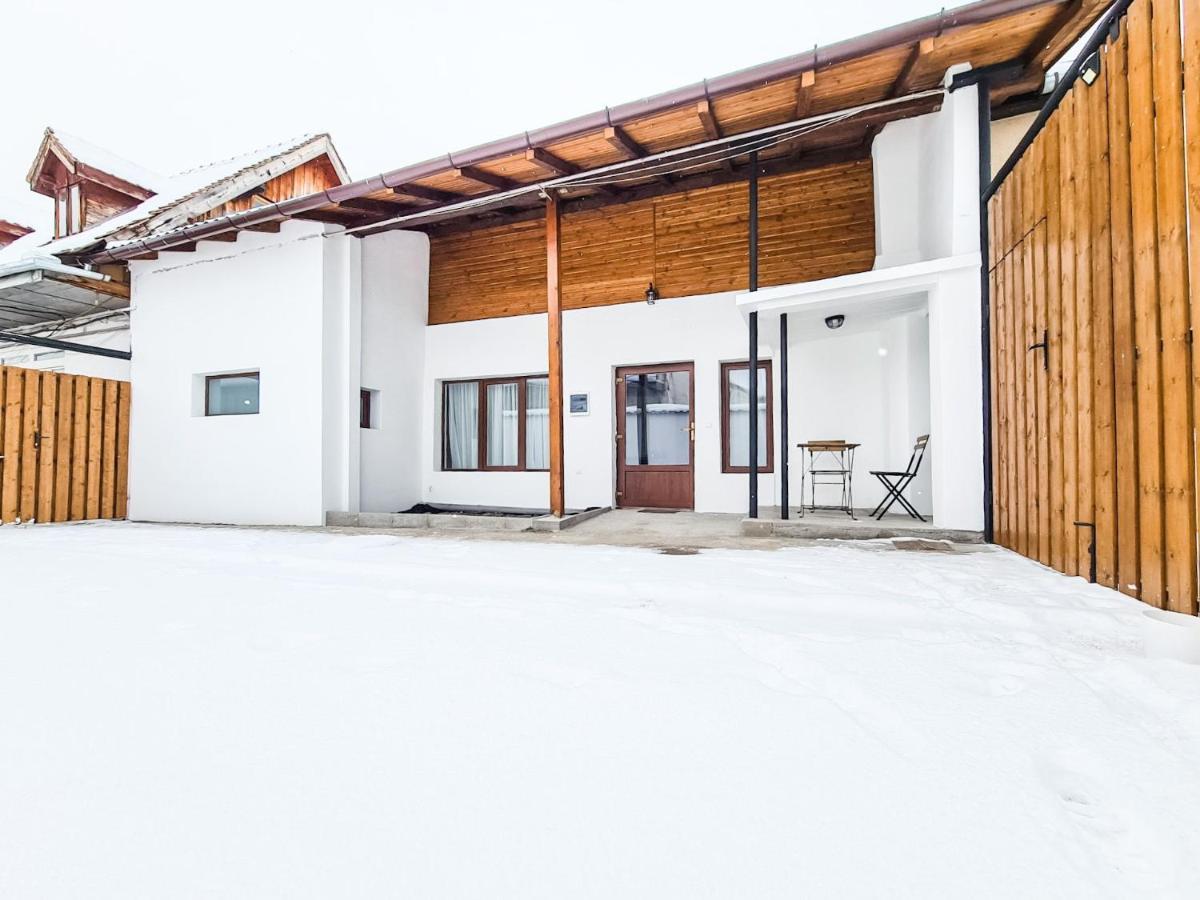 The Cozy Bunker Apartment Sibiu Exterior photo